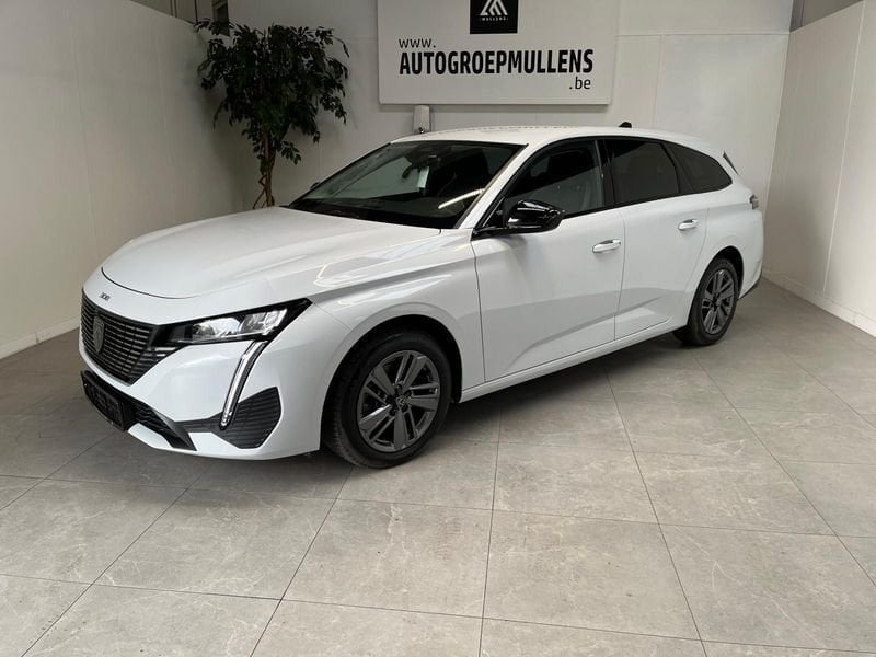 Peugeot 308 308 SW S&S Allure 130PK, Auto's, Voorwielaandrijving, Gebruikt, 1199 cc, Leder en Stof