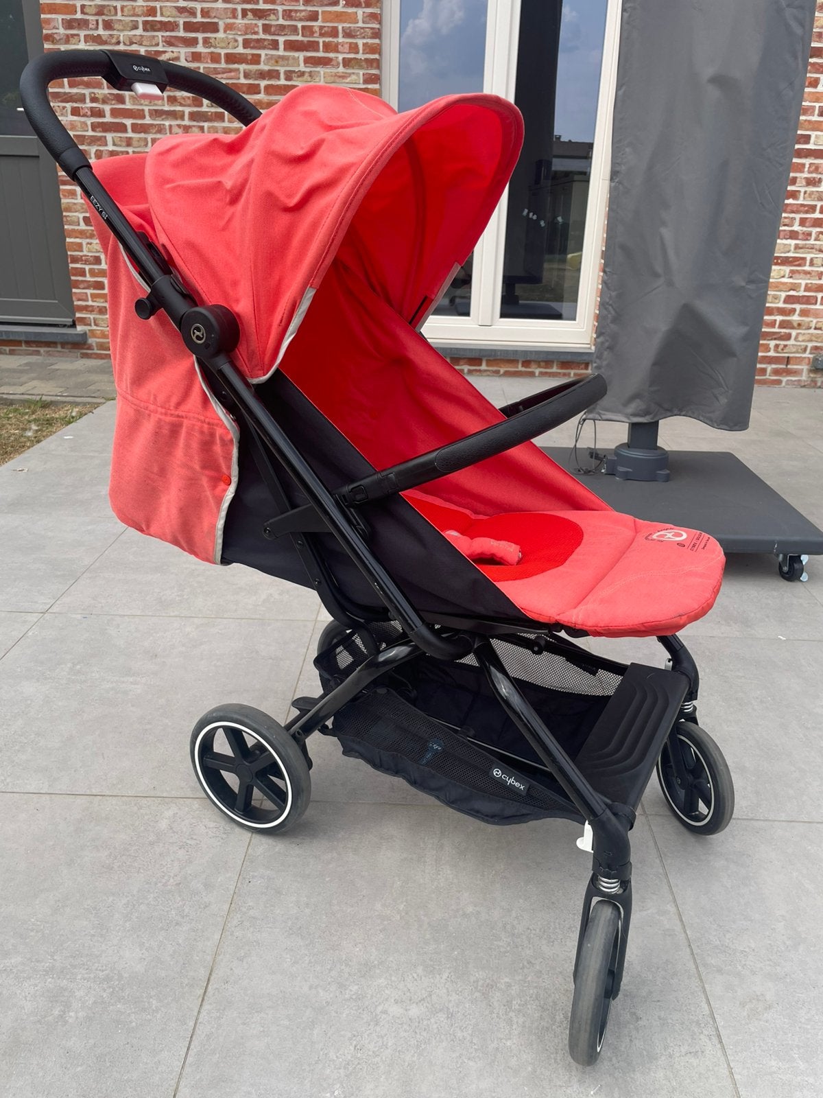 Plooibuggy Cybex Eezy S+ 2 Goldline (Hibiscus red), Kinderen en Baby's, Buggy's, Zo goed als nieuw, Overige merken, Verstelbare rugleuning