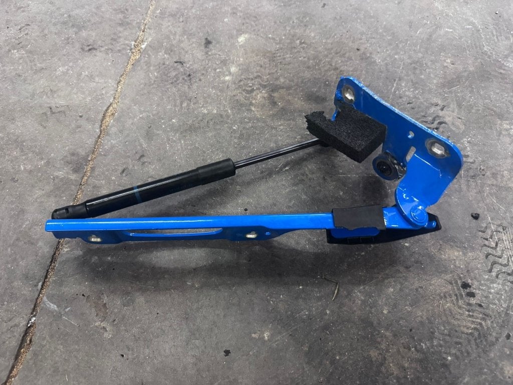 Charnière capot avant droite Porsche Cayman GT4 RS, Enlèvement, Utilisé, Avant, Porsche