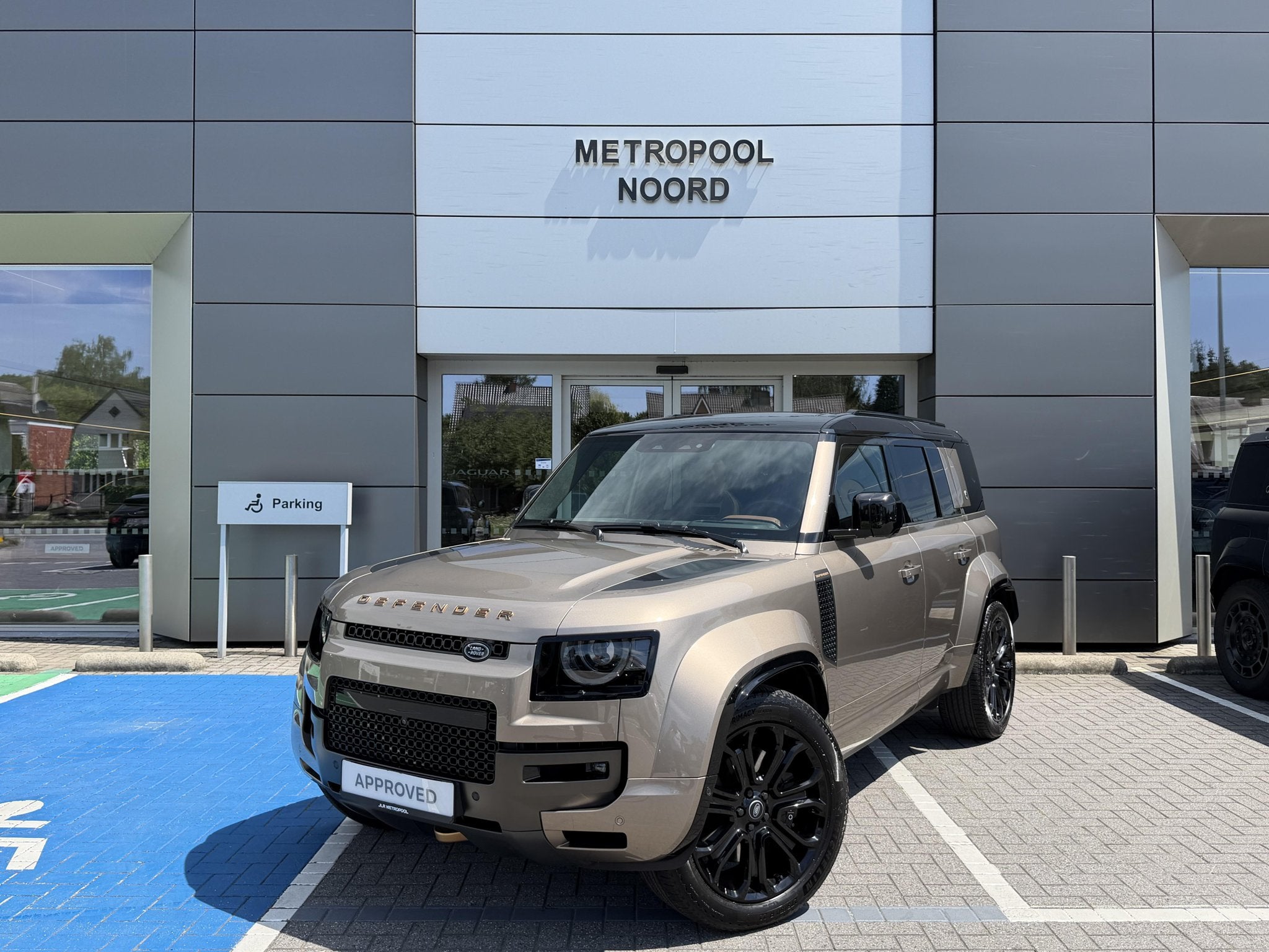 Land Rover Defender 110 P635 OCTA, https://public.car-pass.be/vhr/174ef9a9-9d2c-4fef-a2c9-ab325e68ae1f, Achat, Euro 6, Entreprise