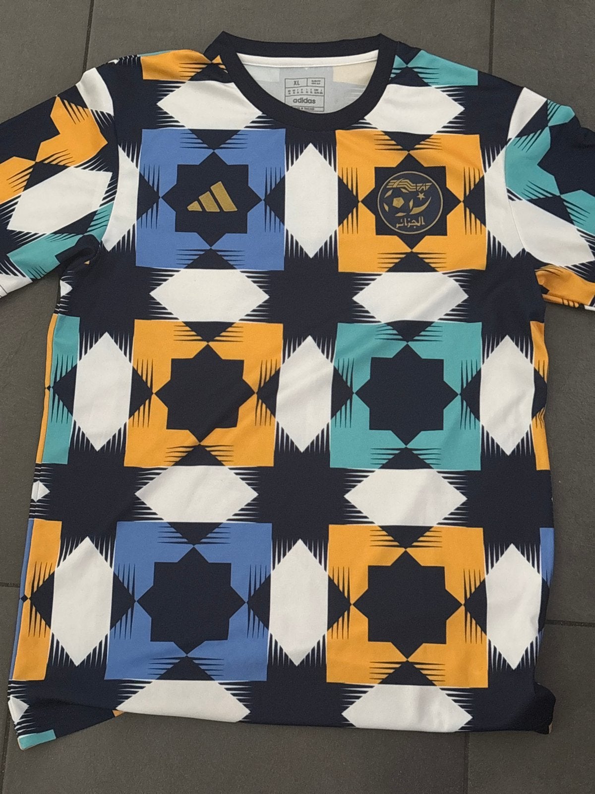 Maillot de football/d'échauffement Adidas Algeria -Taille XL, Taille XL, Envoi, Utilisé, Maillot