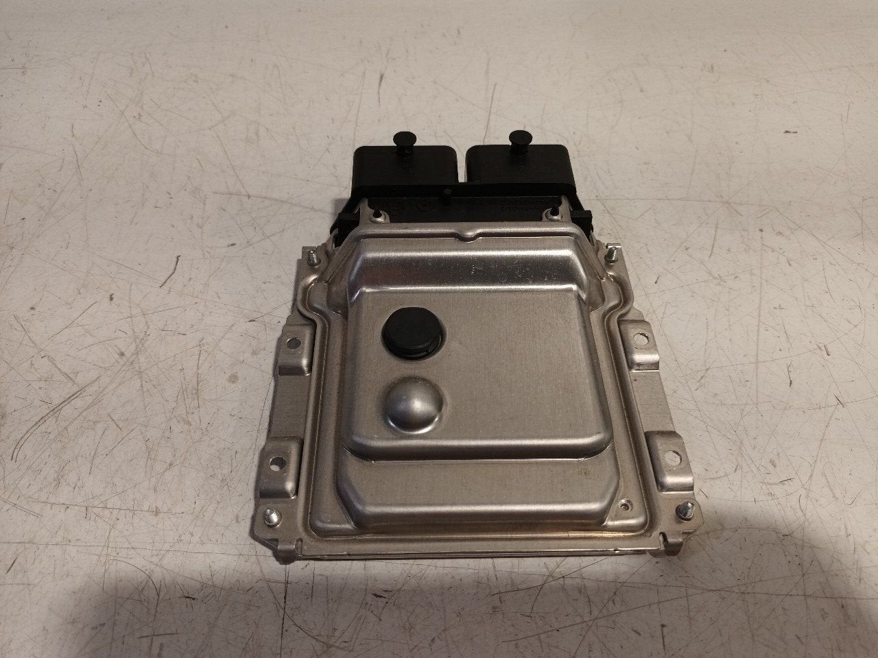 Computer motormanagement Ford Fiesta, Onderdelen@venauto.nl, Van der Ven Autorecycling B.V., Ettenseweg 76, 4706 PB Roosendaal, The Netherlands