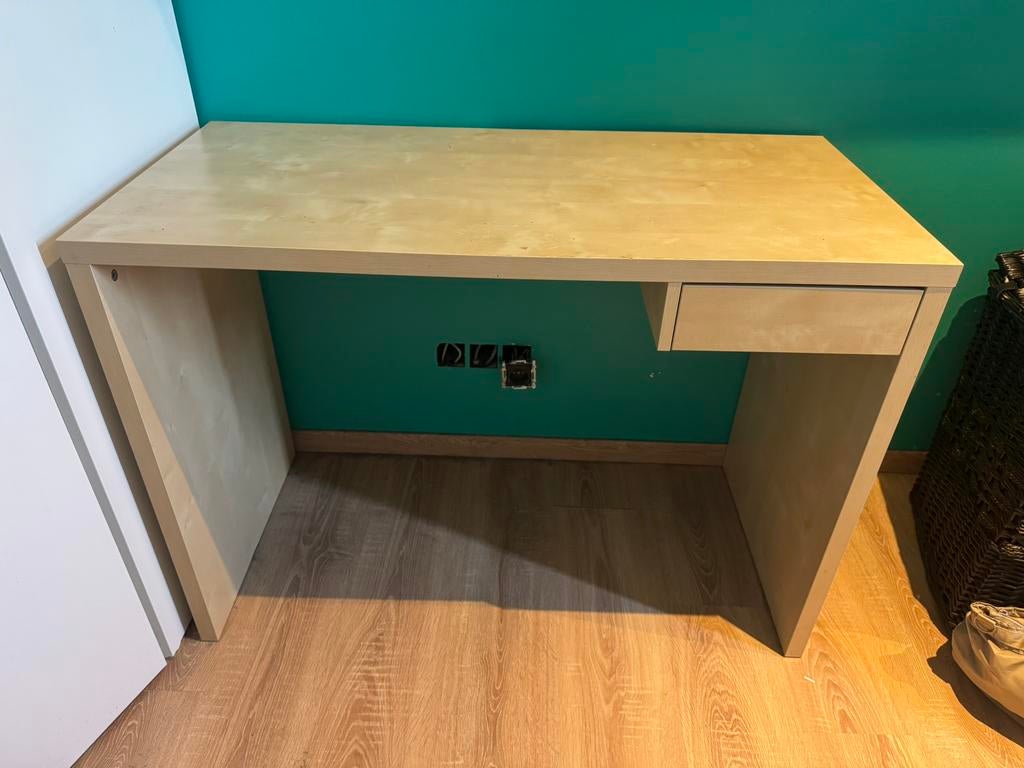 Bureau van ikea, Gebruikt, Spaanplaat of MDF, IKEA, Ophalen
