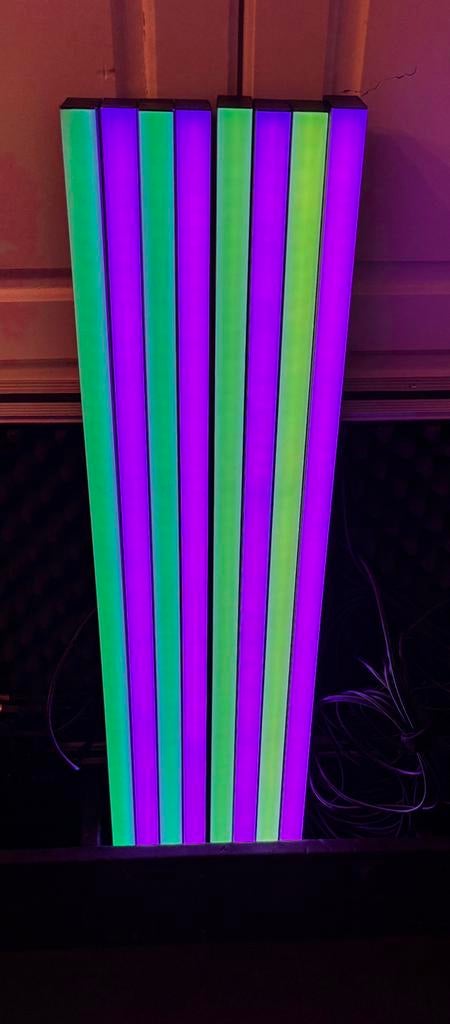 Showtec Octostrips MK1 in Flightcase in nieuwstaat, Ophalen, Zo goed als nieuw, Licht, Geluidgestuurd