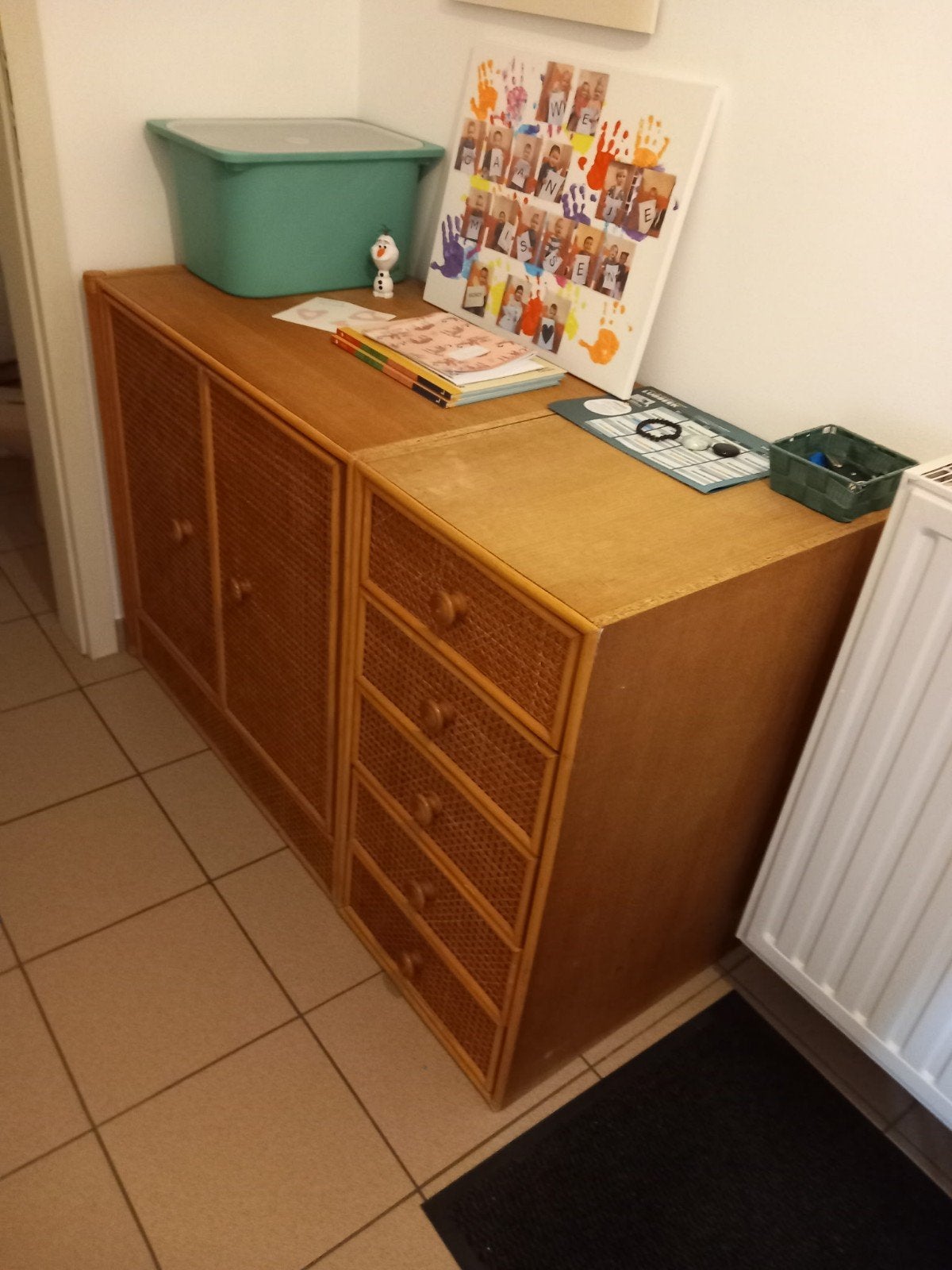 Rotan geweven kast, Ophalen