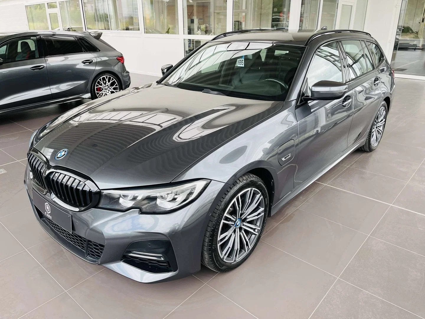 BMW 3 Serie 320 eA PHEV * GARANTIE + PACK M + LED + CUIR + G, Auto's, Automaat, 1998 cc, 4 cilinders, Bedrijf