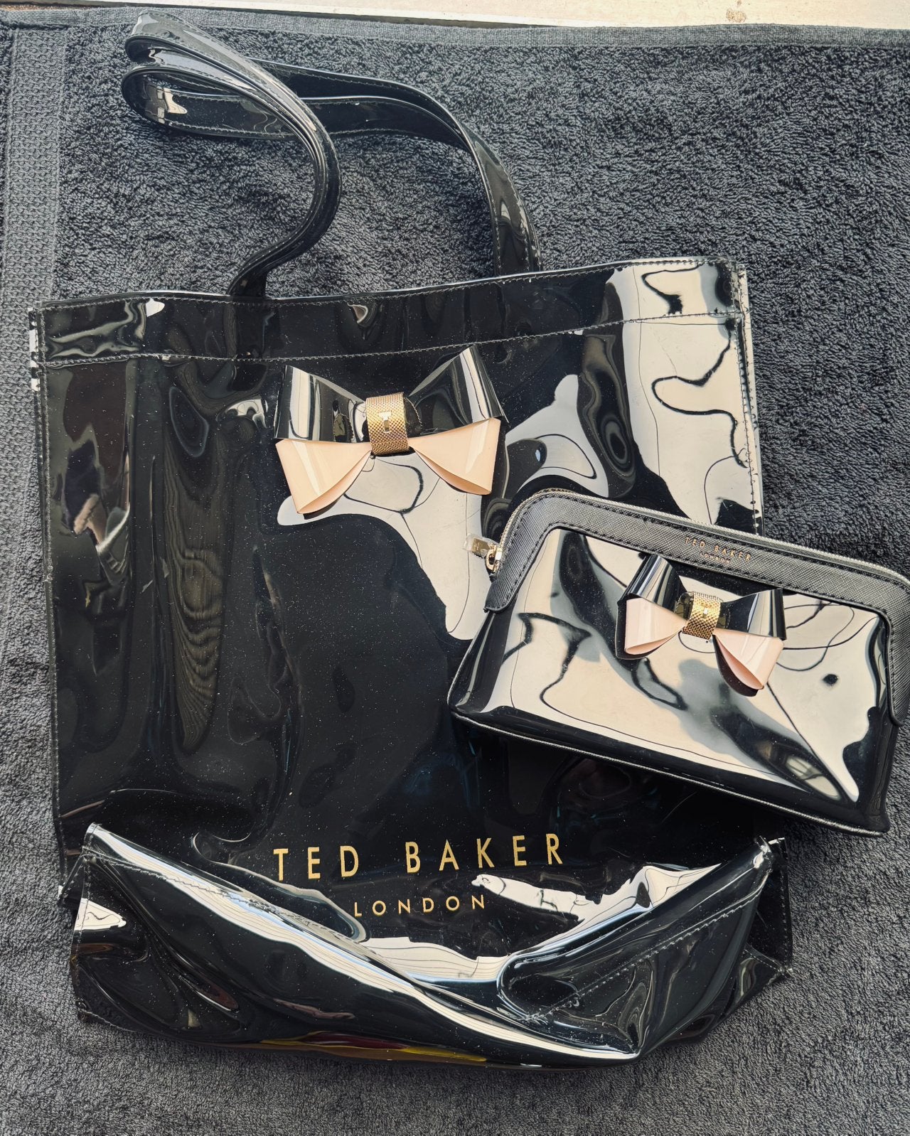 Ted Baker London handtassen (2 sets), Handtassen en Accessoires, Tassen | Damestassen, Ophalen, Nieuw, Overige kleuren, Handtas