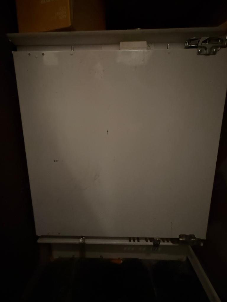 Whirlpool diepvries (compact tafelmodel), Ophalen, Zo goed als nieuw, Inbouw, Vrieskast