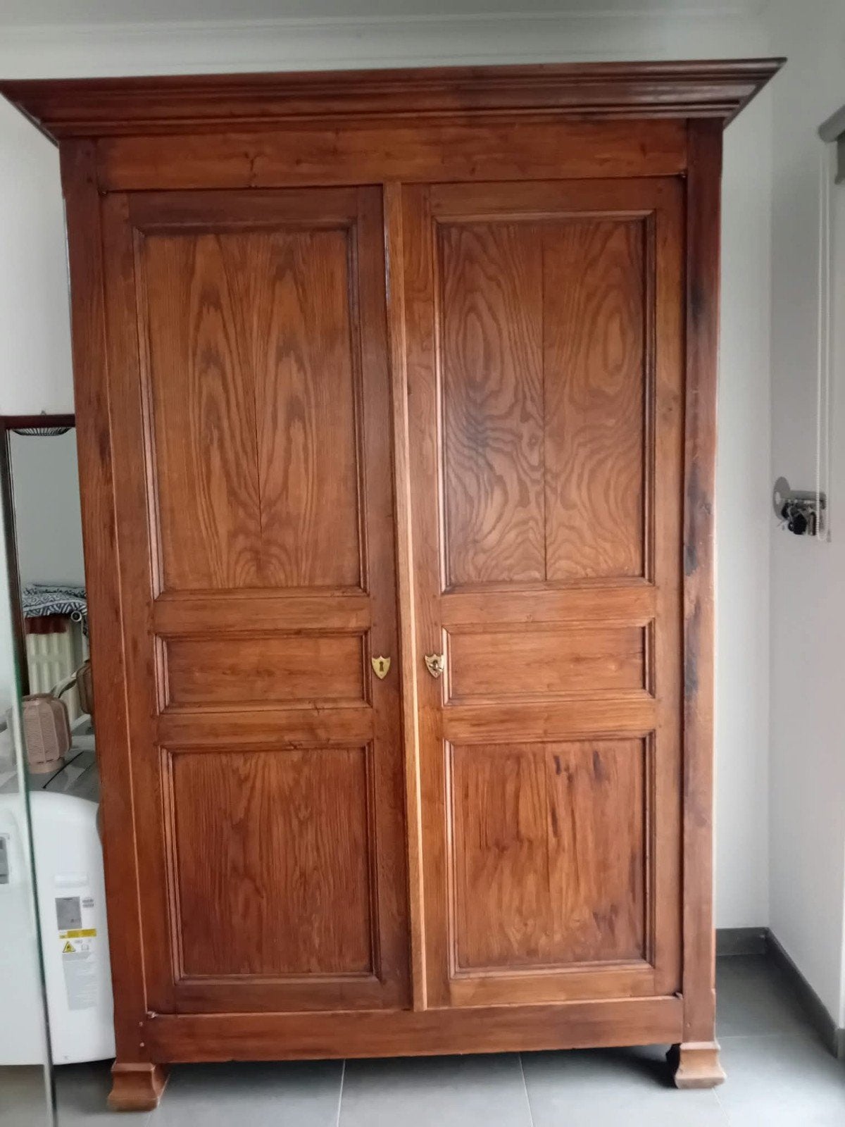 kast stijl Louis Philippe, Ophalen
