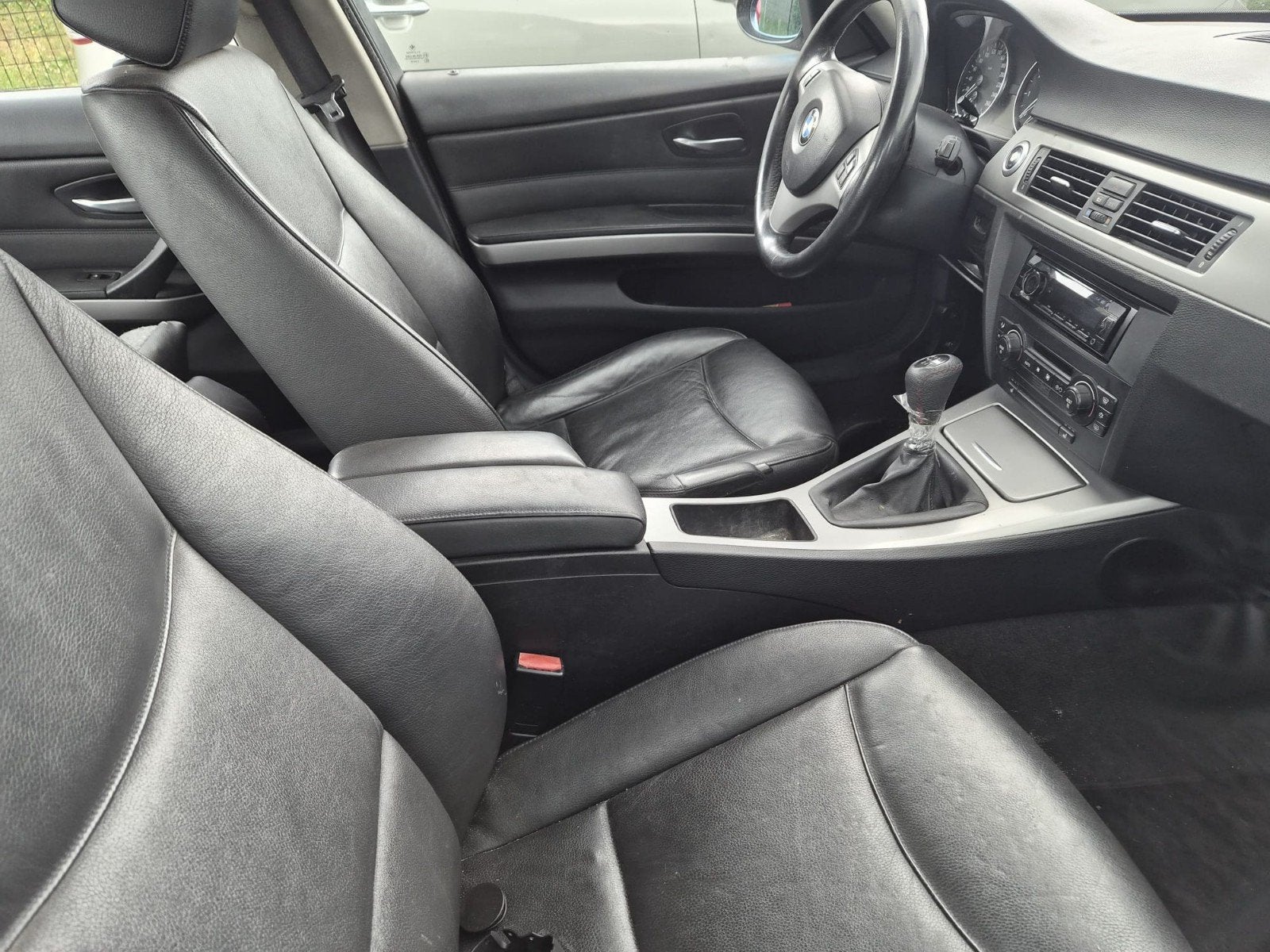 BMW 320i,  Start niet - demarre pas, Achat, Entreprise, Boîte manuelle, Noir