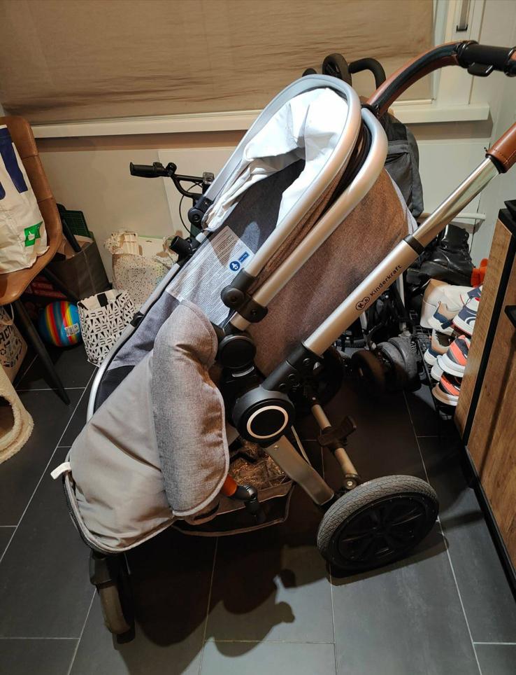 2 buggy’s kinderkraft/4 moms, Ophalen, Gebruikt