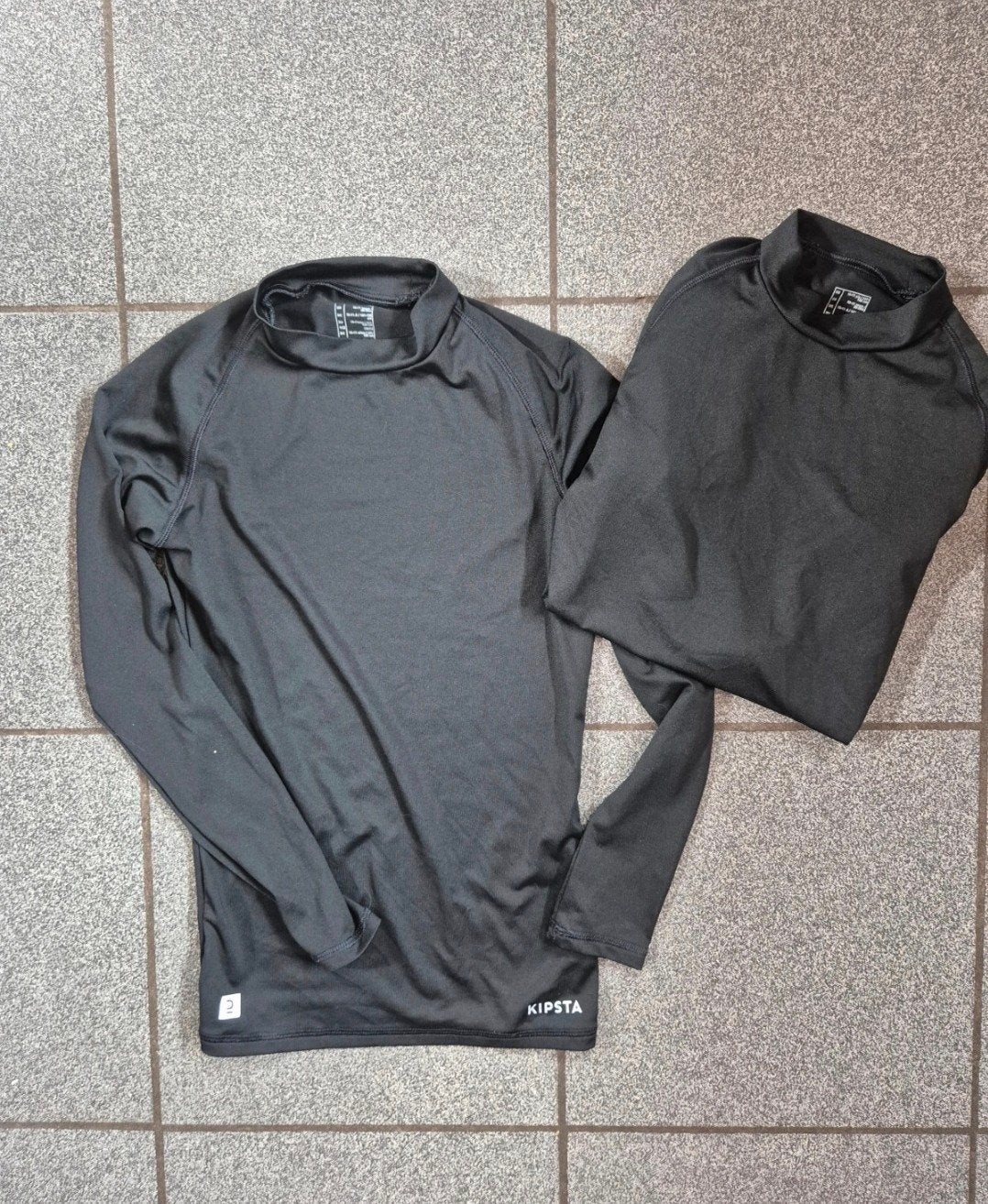 Lot de 2 maillots thermique 10/11ans, Enfants & Bébés, Garçon, Enlèvement ou Envoi, Kipsta, Comme neuf