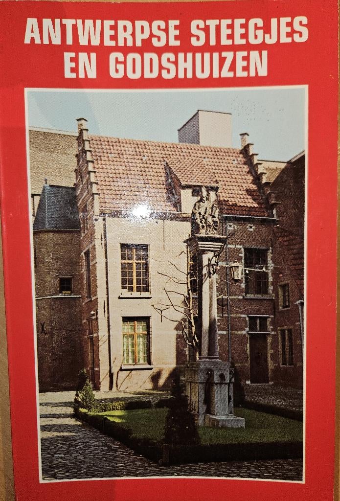 Antwerpse steegjes en godshuizen, Boeken, Diverse auteurs, Ophalen of Verzenden, Zo goed als nieuw, Overige onderwerpen