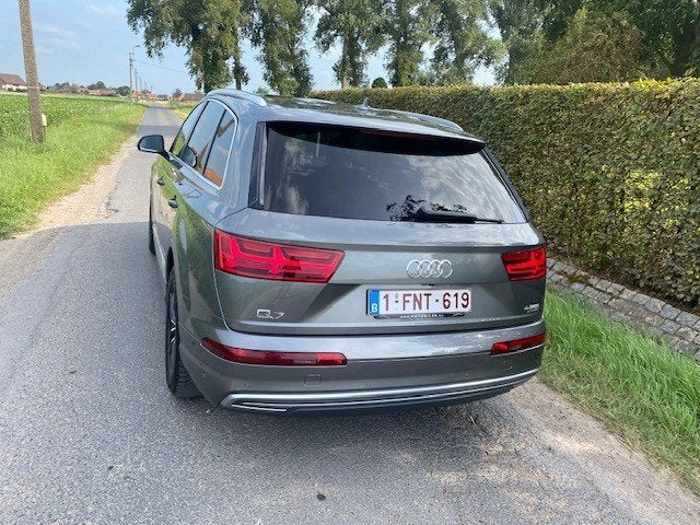 audi Q7 3.0 hybride-diesel 3.0 full option 2017, Auto's, Leder, Diesel, Particulier, SUV of Terreinwagen