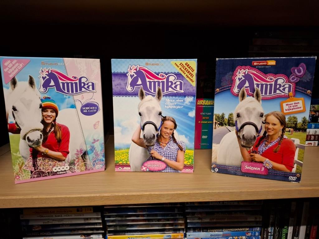 Dvd Amika seizoen 1-3, Cd's en Dvd's, Ophalen