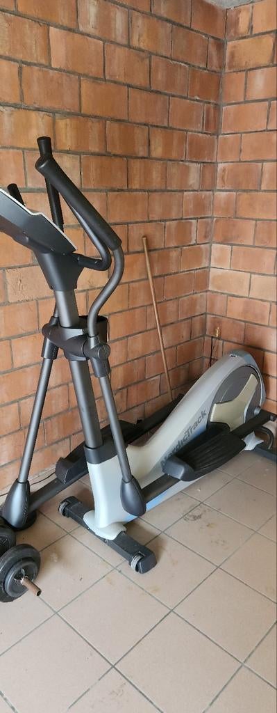 Crosstrainer in zeer goede staat, Sport en Fitness, Fitnessmaterialen, Ophalen, Gebruikt