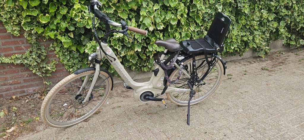 Piaggio ebike met bobike kinderzitje, Fietsen en Brommers, Elektrische fietsen, Ophalen