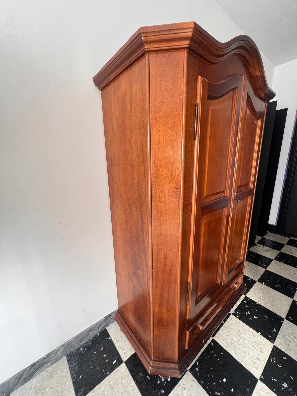 Antiek Meubel kast, Ophalen