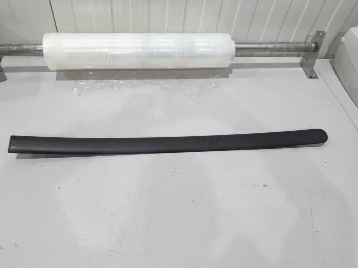 Cadre portière d'un Volkswagen Caddy, Volkswagen, -, 3 mois de garantie, Utilisé