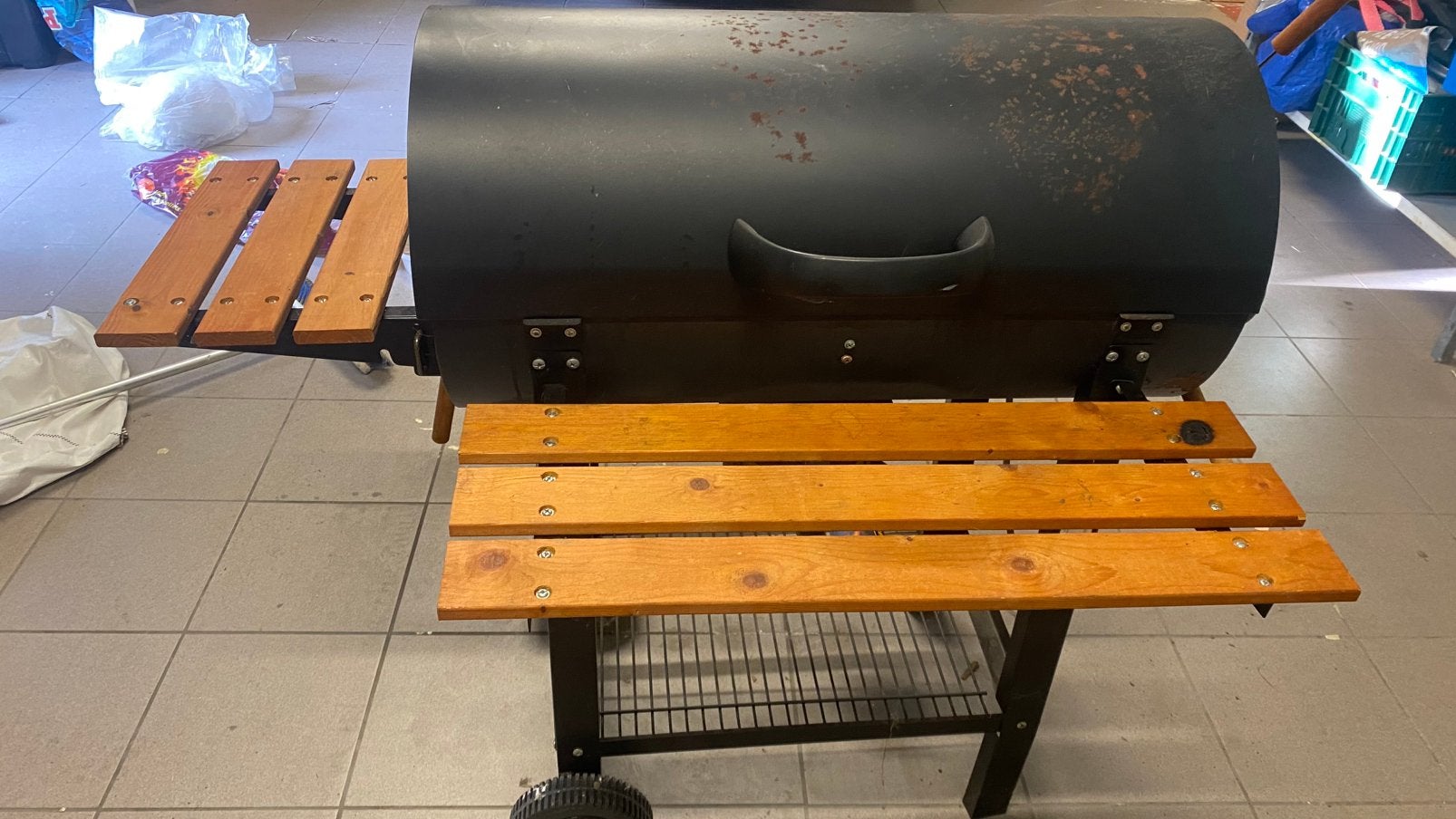 Gratis BBQ, Tuin en Terras, Houtskoolbarbecues, Ophalen, Gebruikt