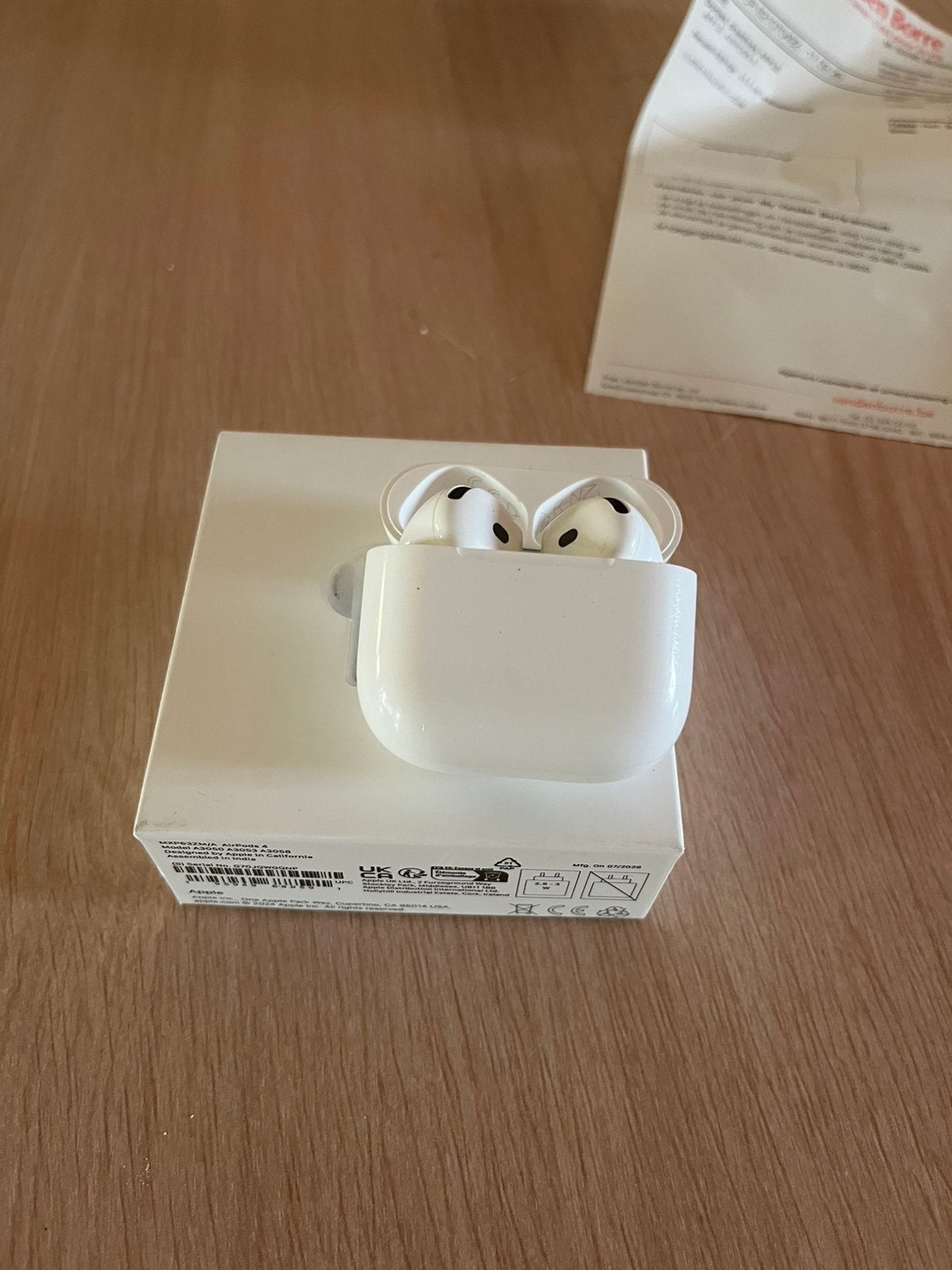 Apple airpods 4 zonder anc, Ophalen, In gehoorgang (in-ear), Zo goed als nieuw, Apple