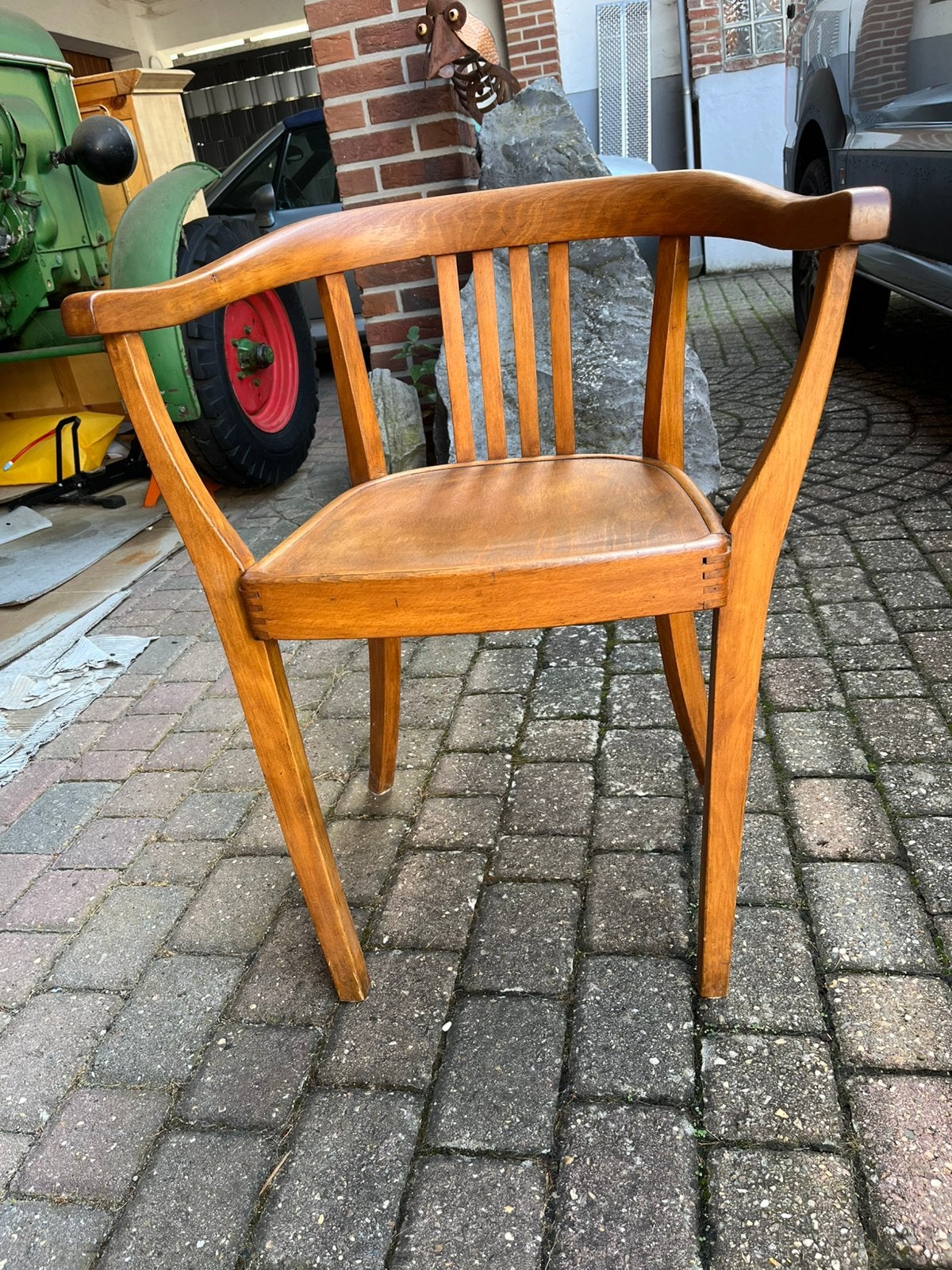 ancienne chaise Bauhaus Art Wood, Enlèvement