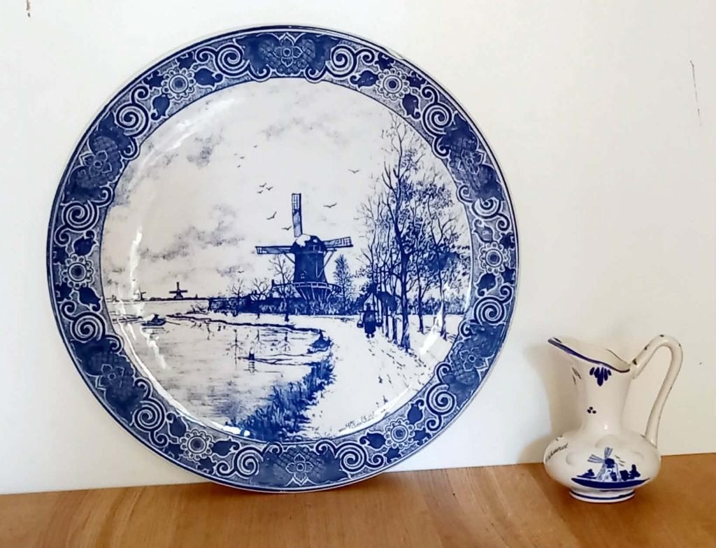 ENSEMBLE EN FAIENCE EMAILLEE "DELFTS BLAUW", Enlèvement