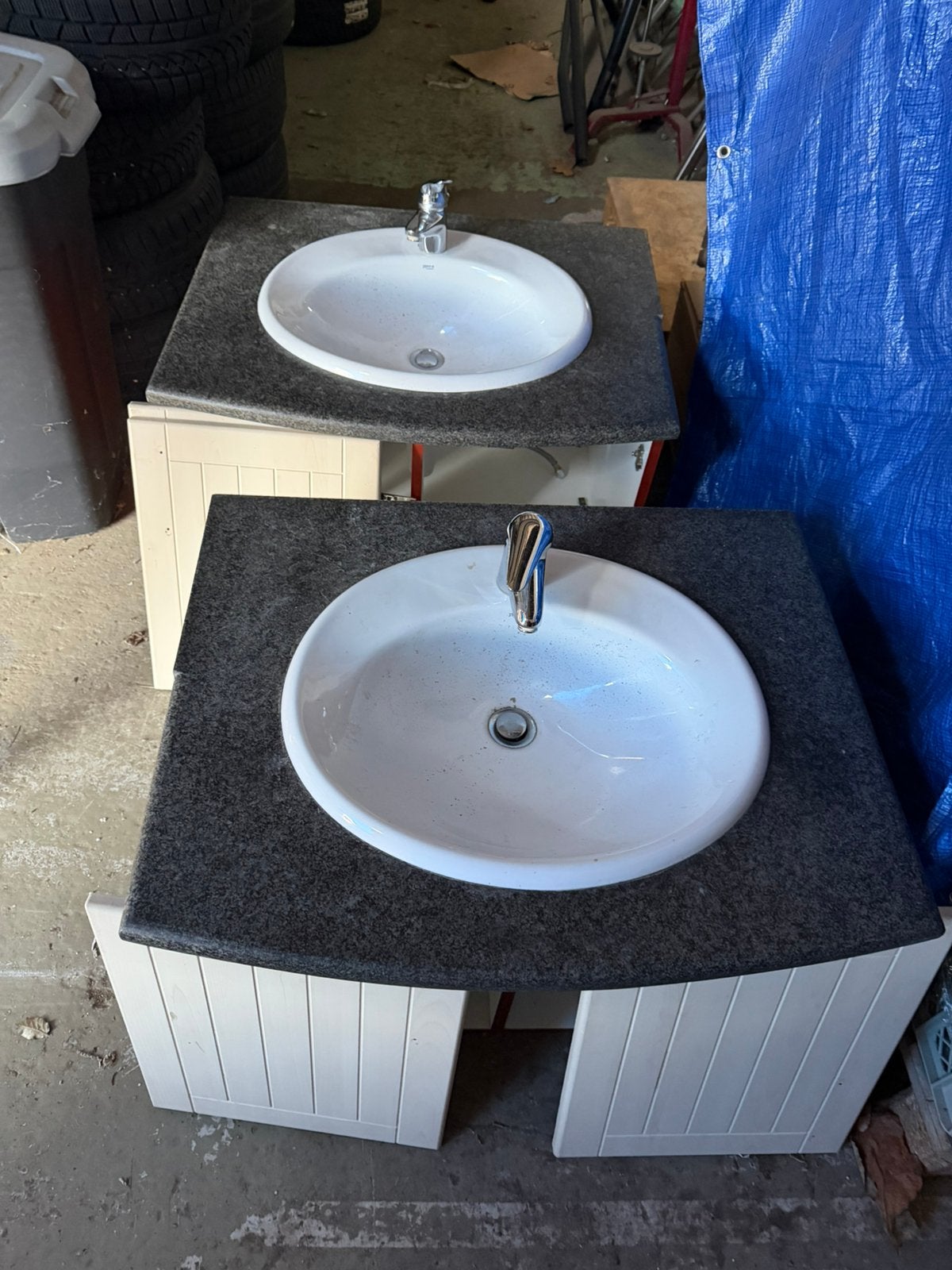 2x Badkamer meubel met wasbak GRATIS, Huis en Inrichting, Ophalen, Zo goed als nieuw