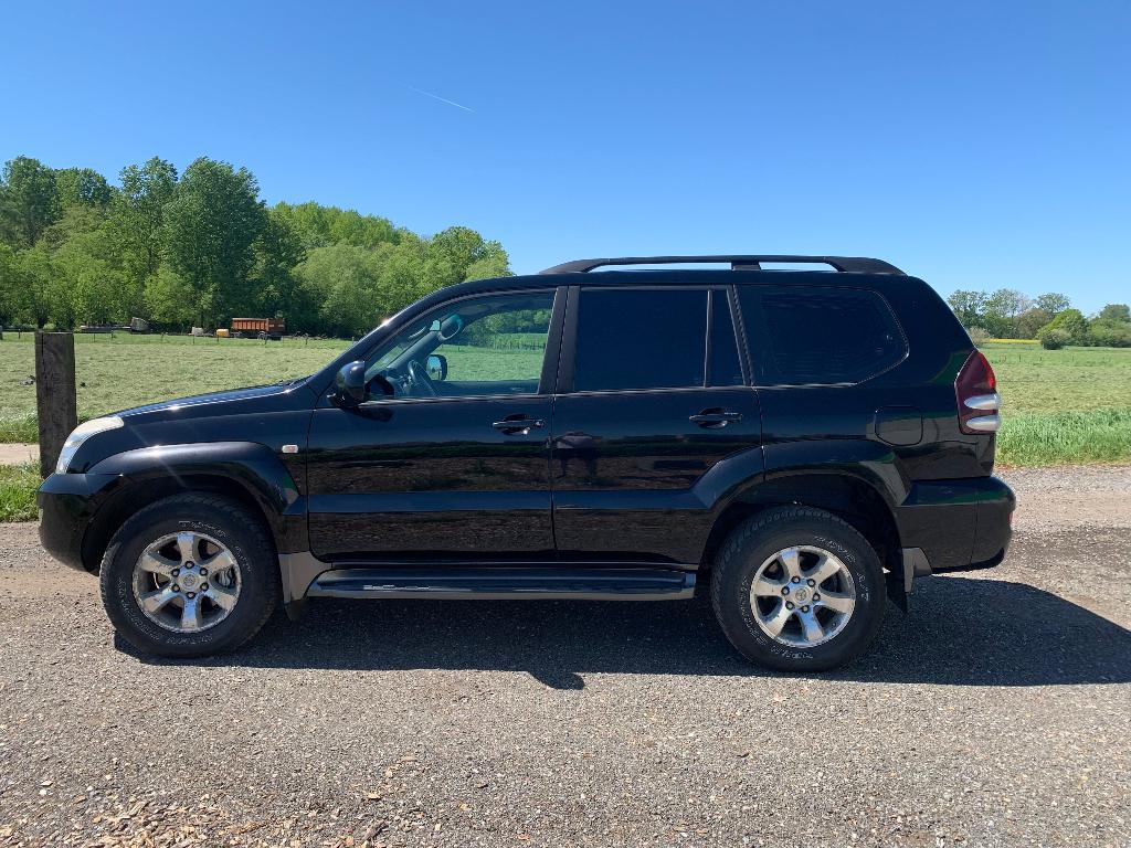 Toyota LandCruiser 120 series (bj. 2007), Auto's, Parkeersensor, 4 cilinders, 2800 kg, Zwart