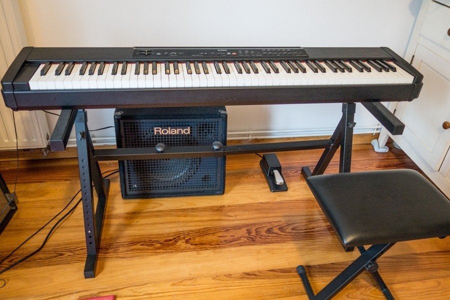 Yamaha P-90 - Professionele draagbare digitale piano, Muziek en Instrumenten, Ophalen, Zwart, Digitaal, Zo goed als nieuw