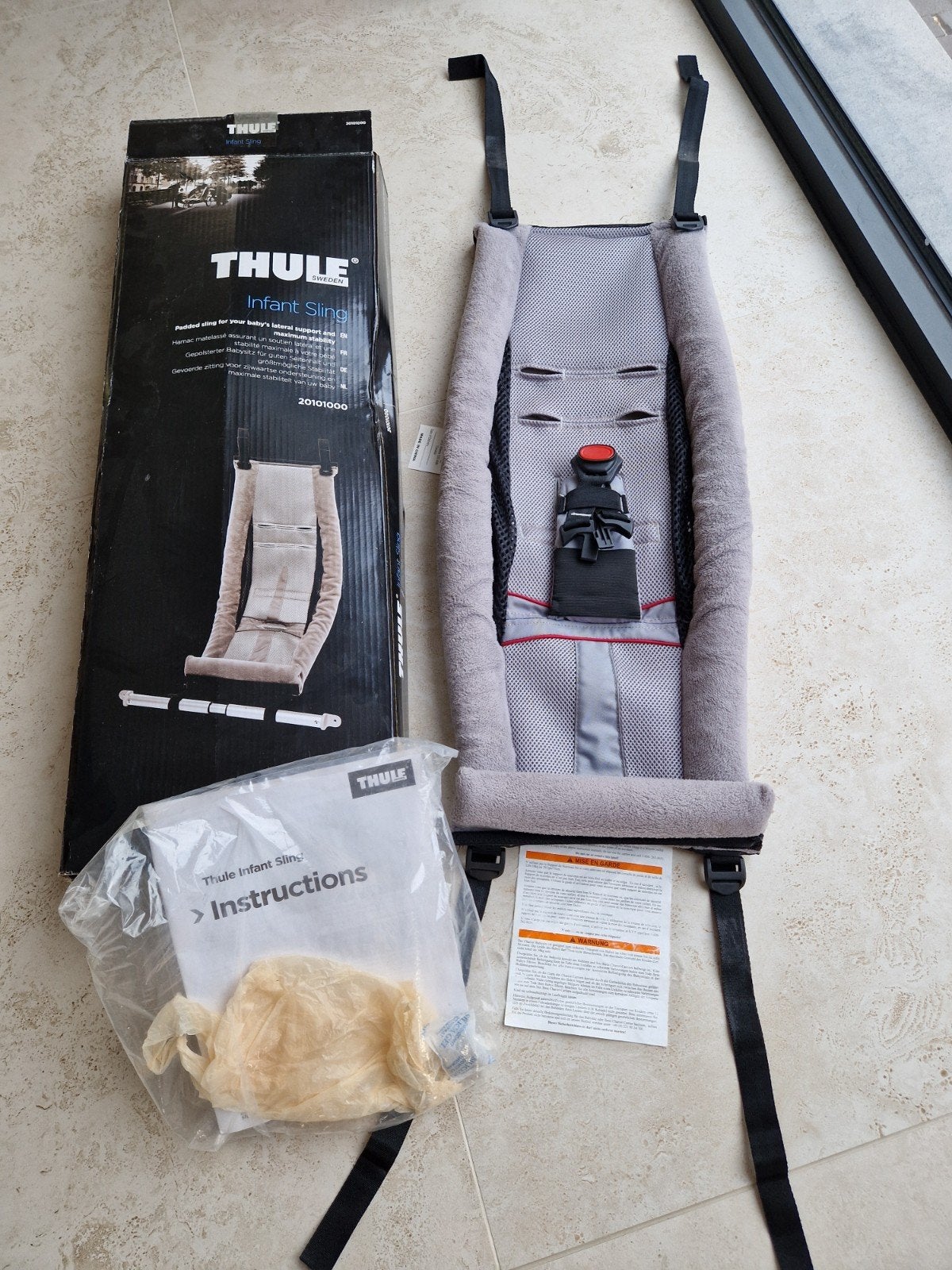 Thule infant sling, Ophalen
