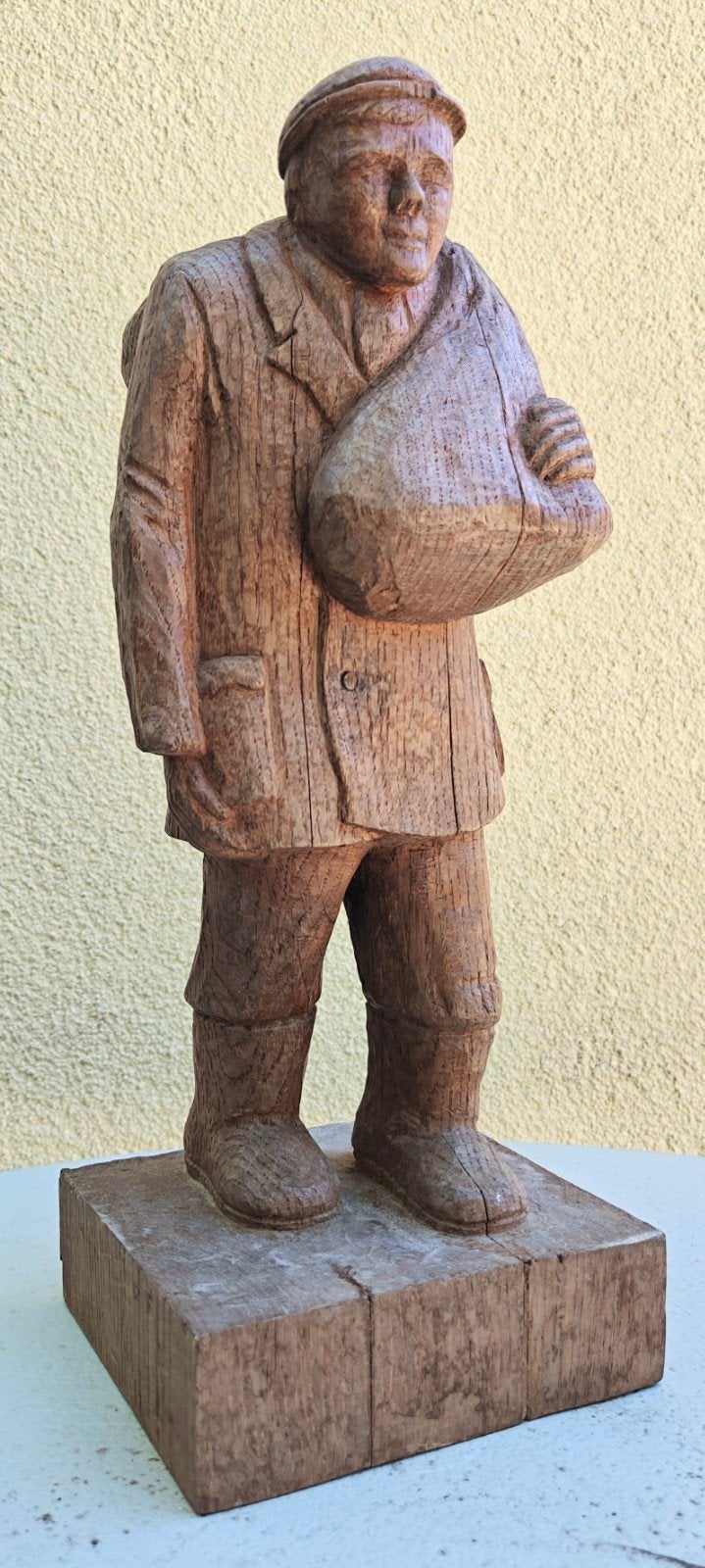 Eiken sculptuur. 34cm hoogte. W. Devos 1995, Ophalen of Verzenden