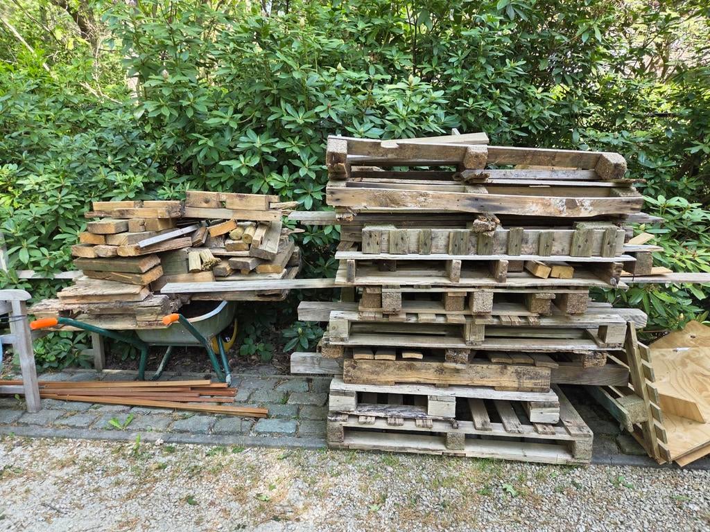 Gratis brandhout., Ophalen