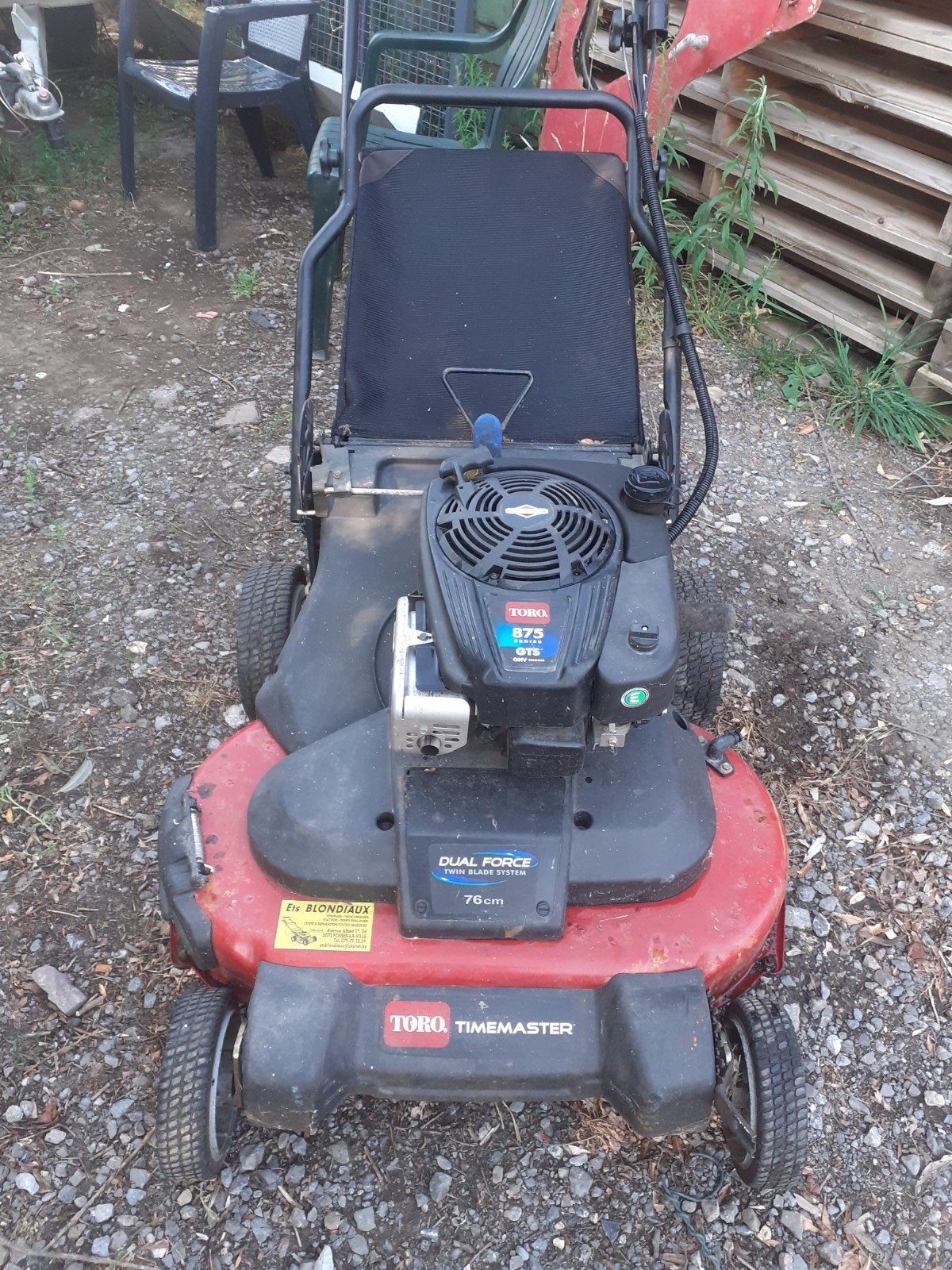 plusieurs tondeuse et tracteur tondeuse