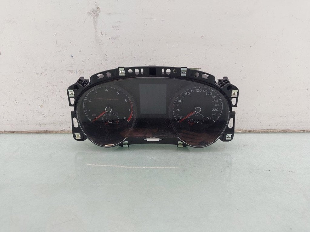 INSTRUMENTS DE BORD Golf Sportsvan (AUVS) (|517920740|), Volkswagen, Volkswagen AG, Utilisé, Kundenbetreuung@volkswagen.de