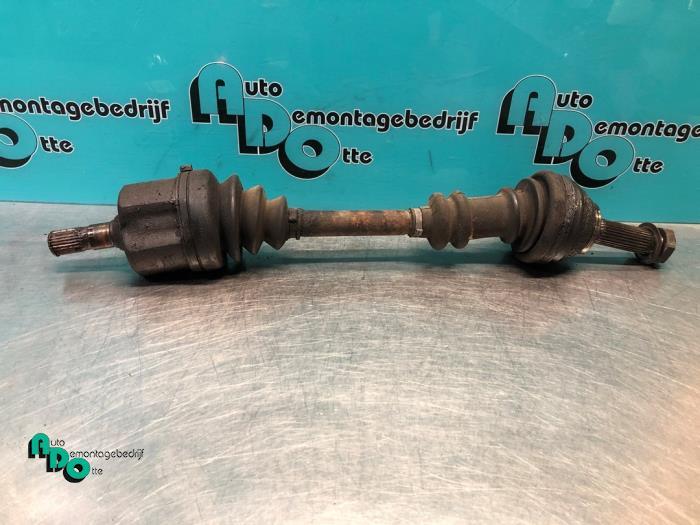 Arbre de transmission avant gauche d'un Fiat Ducato (Ducato, -, 3 mois de garantie, Utilisé, Fiat