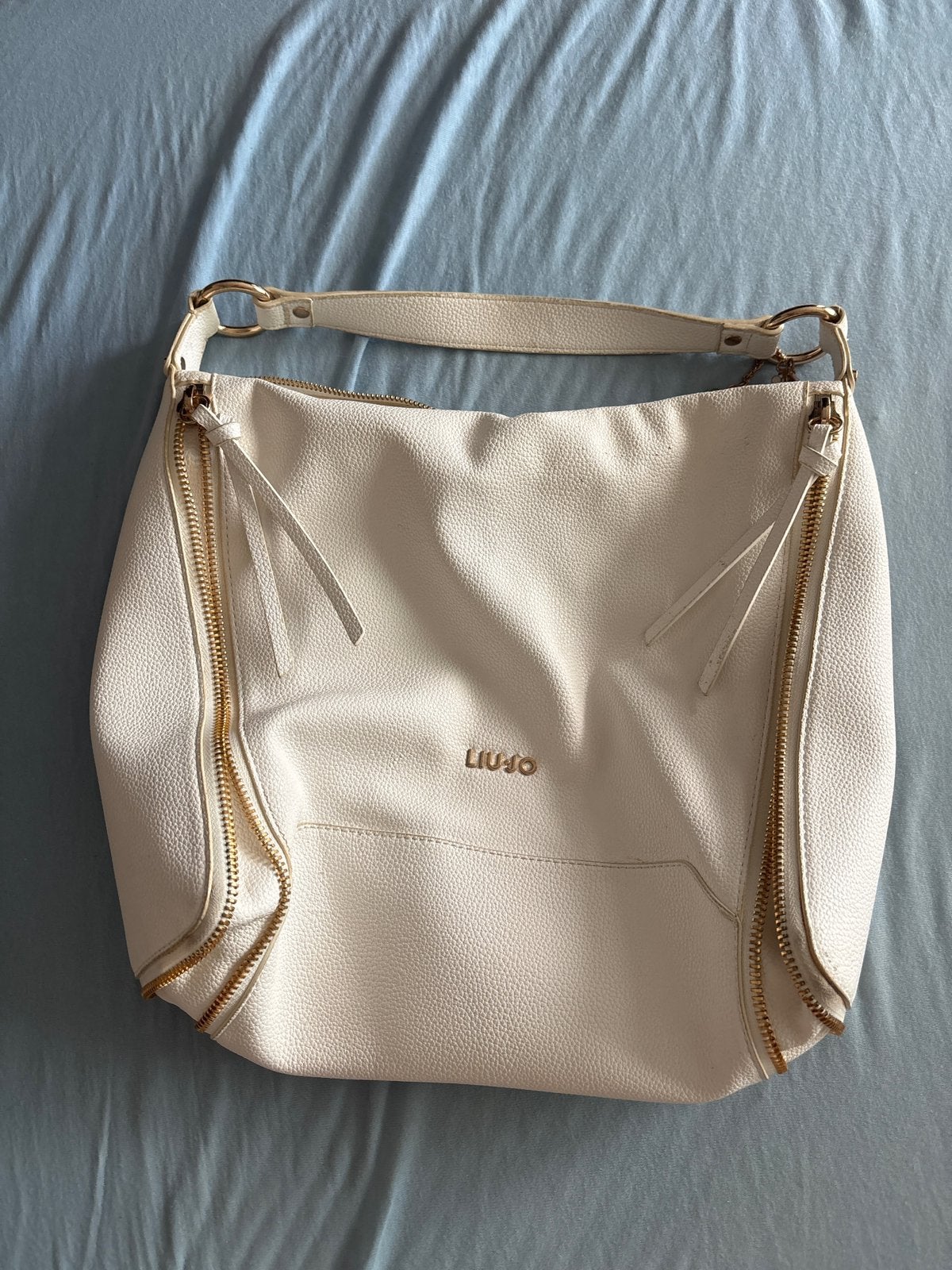 Chic trendy LIU JO Off-White Zipper Detail Hobo Bag Tote Bag, Handtassen en Accessoires, Tassen | Damestassen, Ophalen, Gebruikt