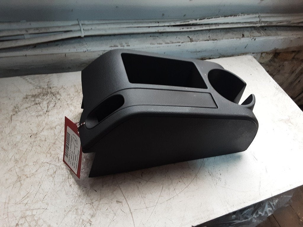 CONSOLE CENTRALE Volkswagen Golf V (1K1) (1K0863323C), Volkswagen, Mevr. I. Hauben, Utilisé, Rue de l'Espoir 34 34
4030  GRIVEGNÉE, BE