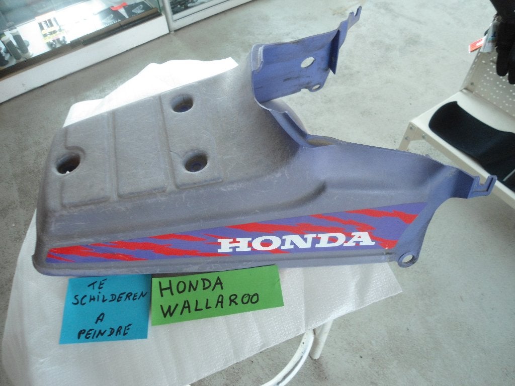 Honda wallaroo : achterkap boven tank : te schilderen, Ophalen, Gebruikt, Tank, Honda wallaroo