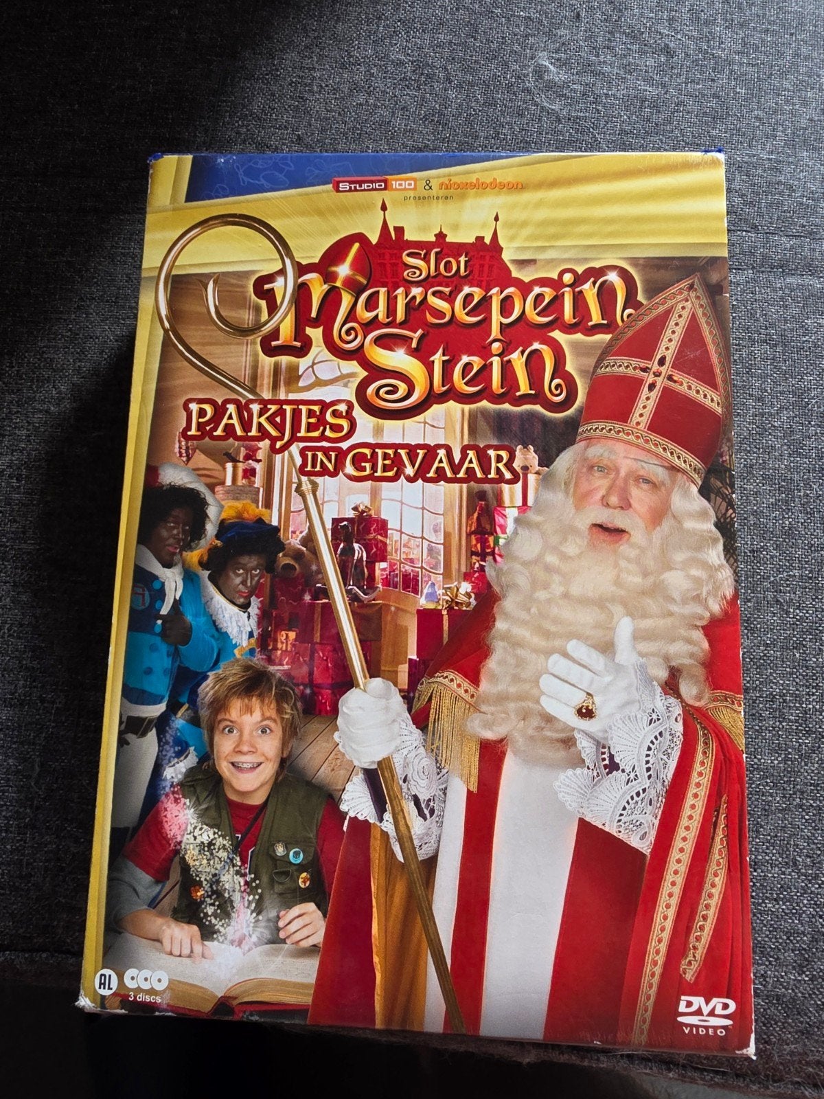 slot marsepeinstein pakjes in gevaar, Ophalen