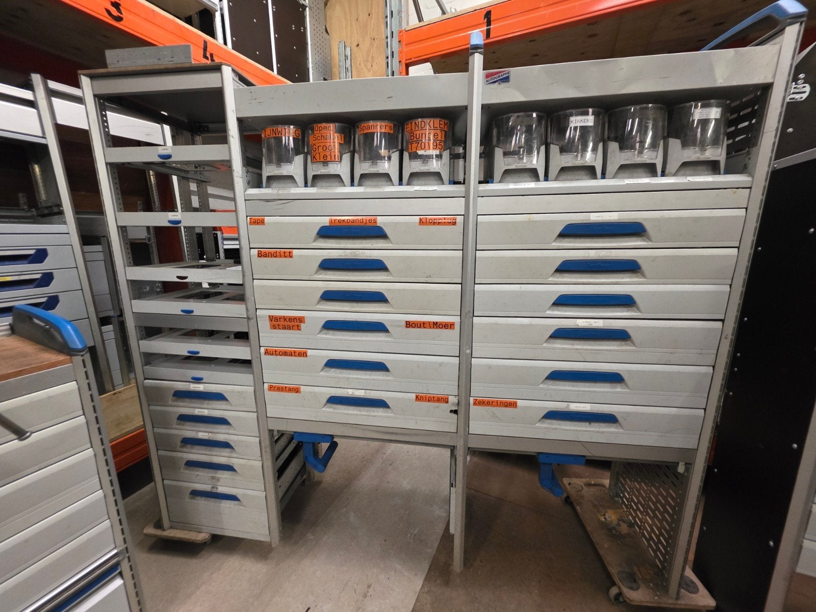 Sortimo inrichting bestelwagen, Ophalen