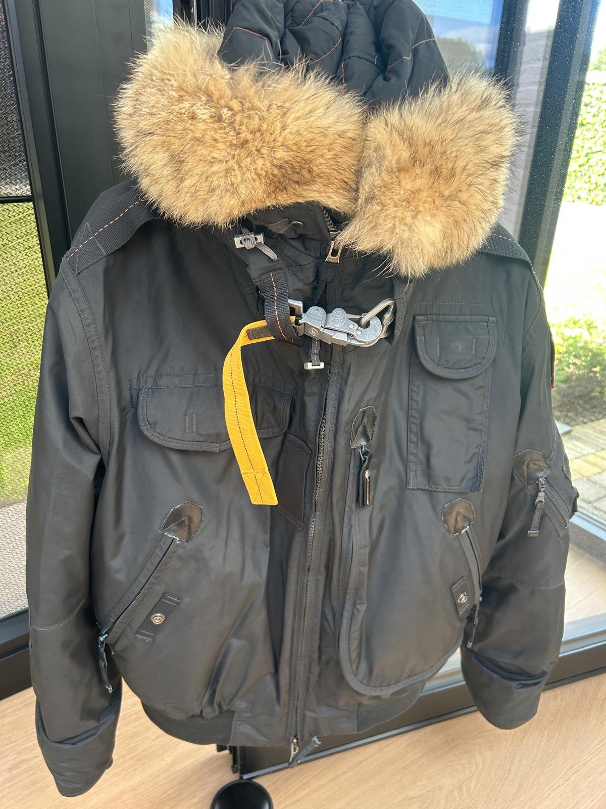 Winterjas Parajumper bomberjack, Enlèvement ou Envoi, Comme neuf, Taille 46/48 (XL) ou plus grande, Noir