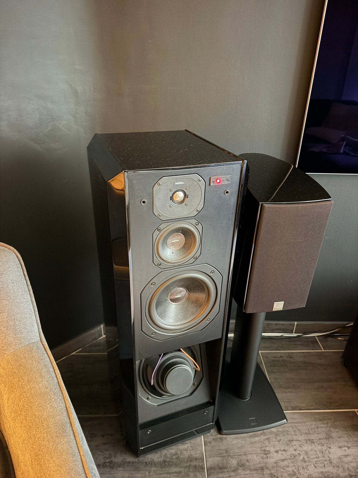 REVOX AGORA B-slineline / active, TV, Hi-fi & Vidéo, Enlèvement ou Envoi, Comme neuf