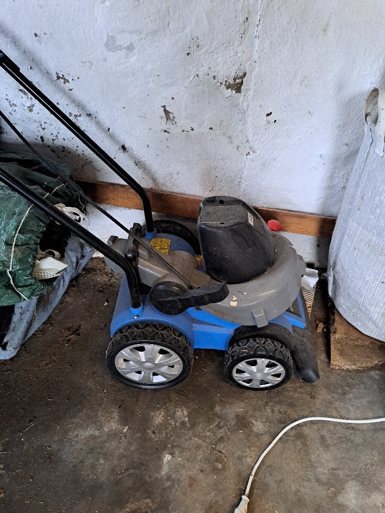 Bladblazer, Tuin en Terras, Ophalen, Gebruikt, Elektrisch, Met versnipperfunctie