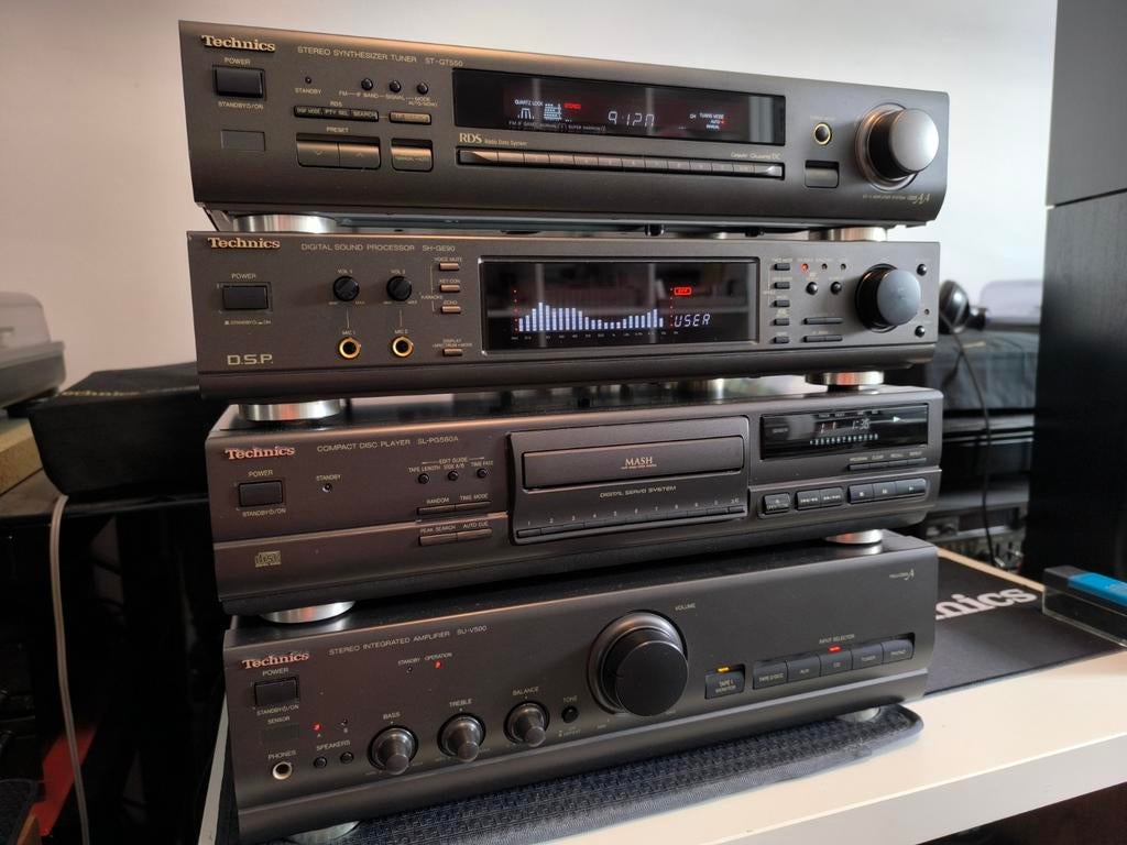 TECHNICS HIFI set - SU V500 - SL PG580A - ST GT550 - SH GE90, Autres marques, Comme neuf, Enlèvement, Composants en vrac
