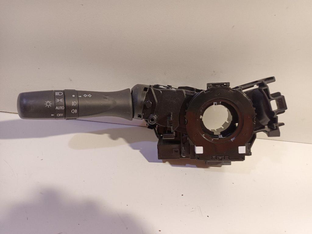 Richtingaanw schakelaar Suzuki Swift, Onderdelen@venauto.nl, Van der Ven Autorecycling B.V., Gebruikt, Ettenseweg 76, 4706 PB Roosendaal, The Netherlands