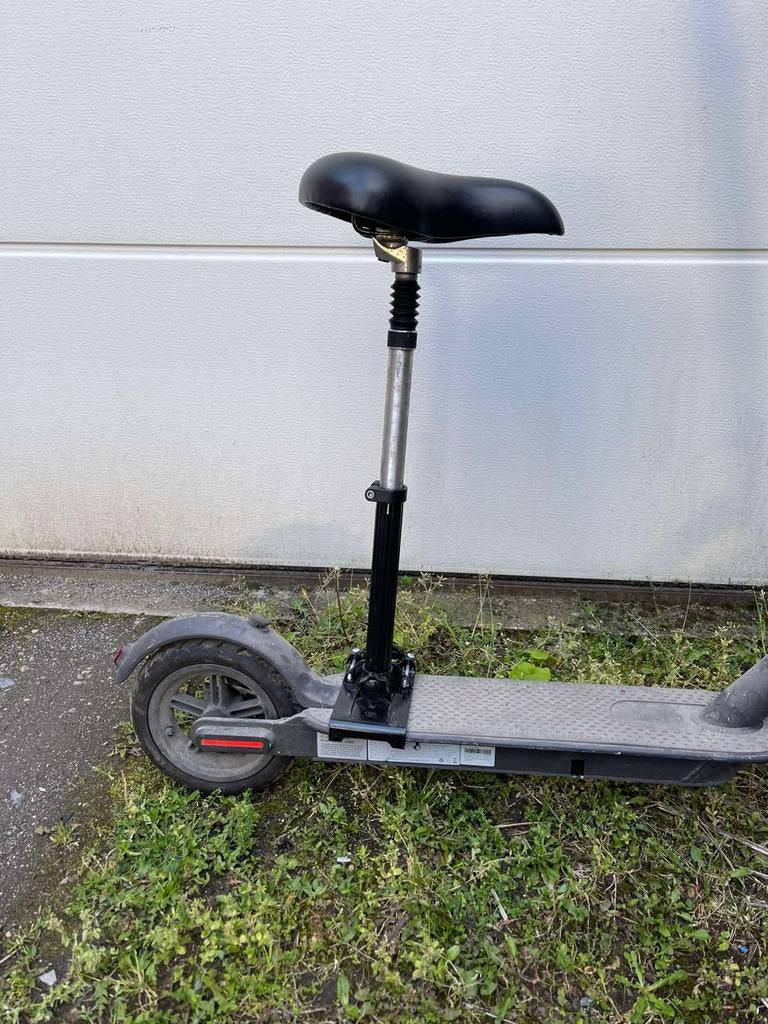 Siège pour trottinette, Enlèvement, Comme neuf