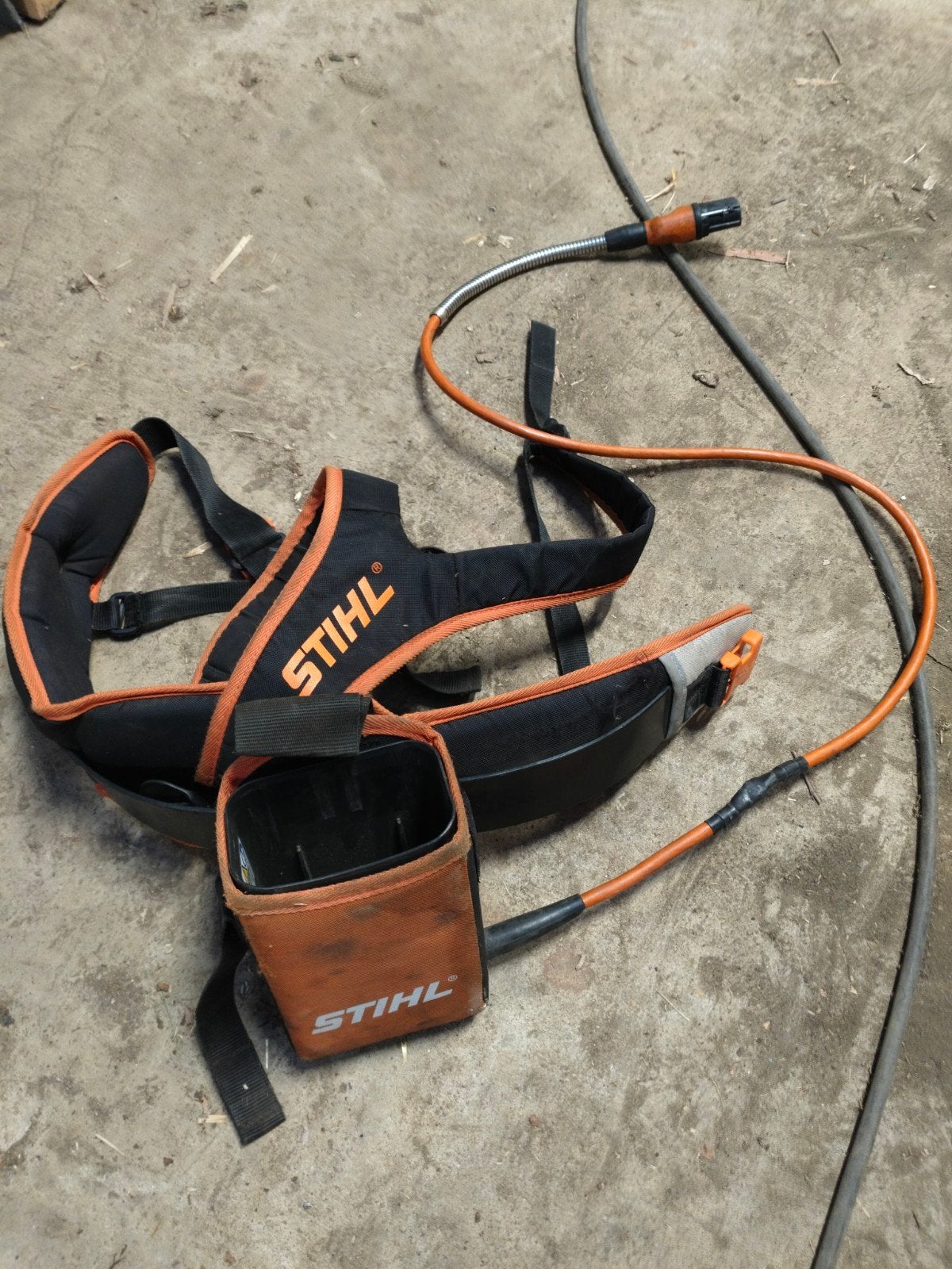 Stihl accudraagtas met heupgordel, Ophalen