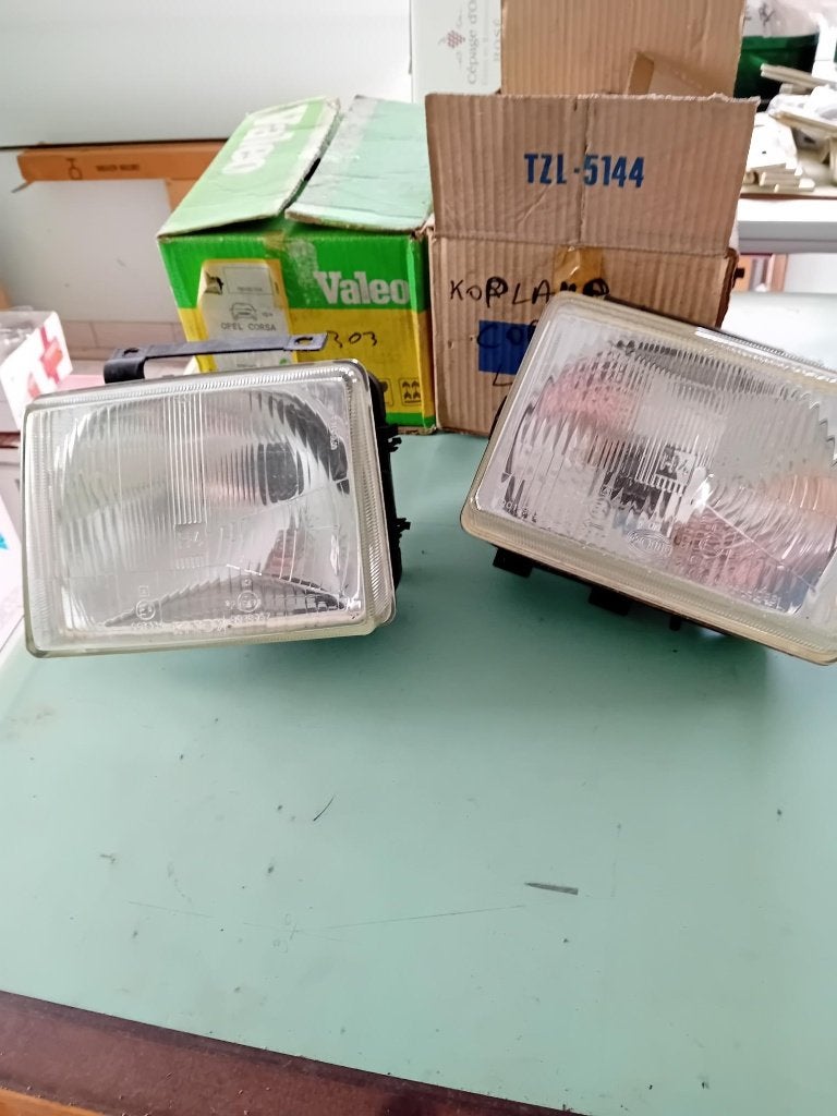 Koplampen Opel Corsa, Ophalen, Opel