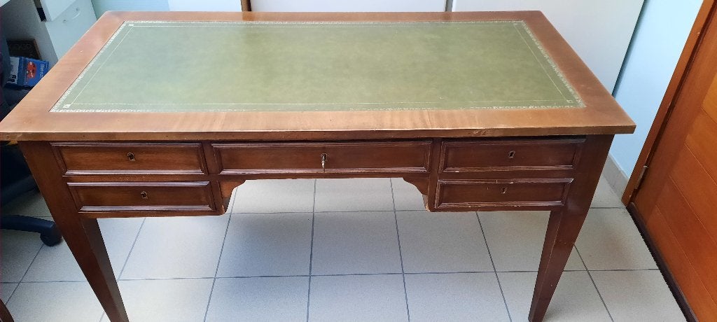 bureau, Enlèvement, Utilisé
